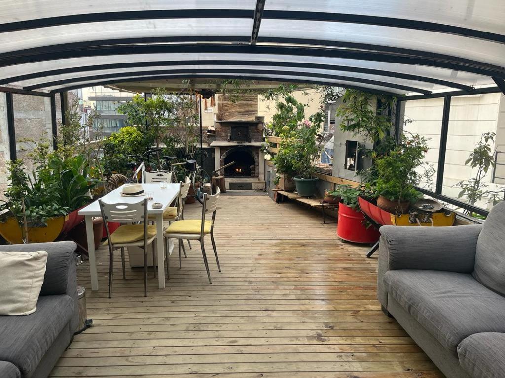 Central Apartment Kadikoy Terrace Bbq Close 2 Block Ferry Bull Metro Nighlife Stambuł Zewnętrze zdjęcie
