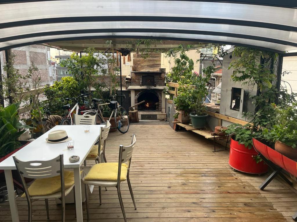 Central Apartment Kadikoy Terrace Bbq Close 2 Block Ferry Bull Metro Nighlife Stambuł Zewnętrze zdjęcie