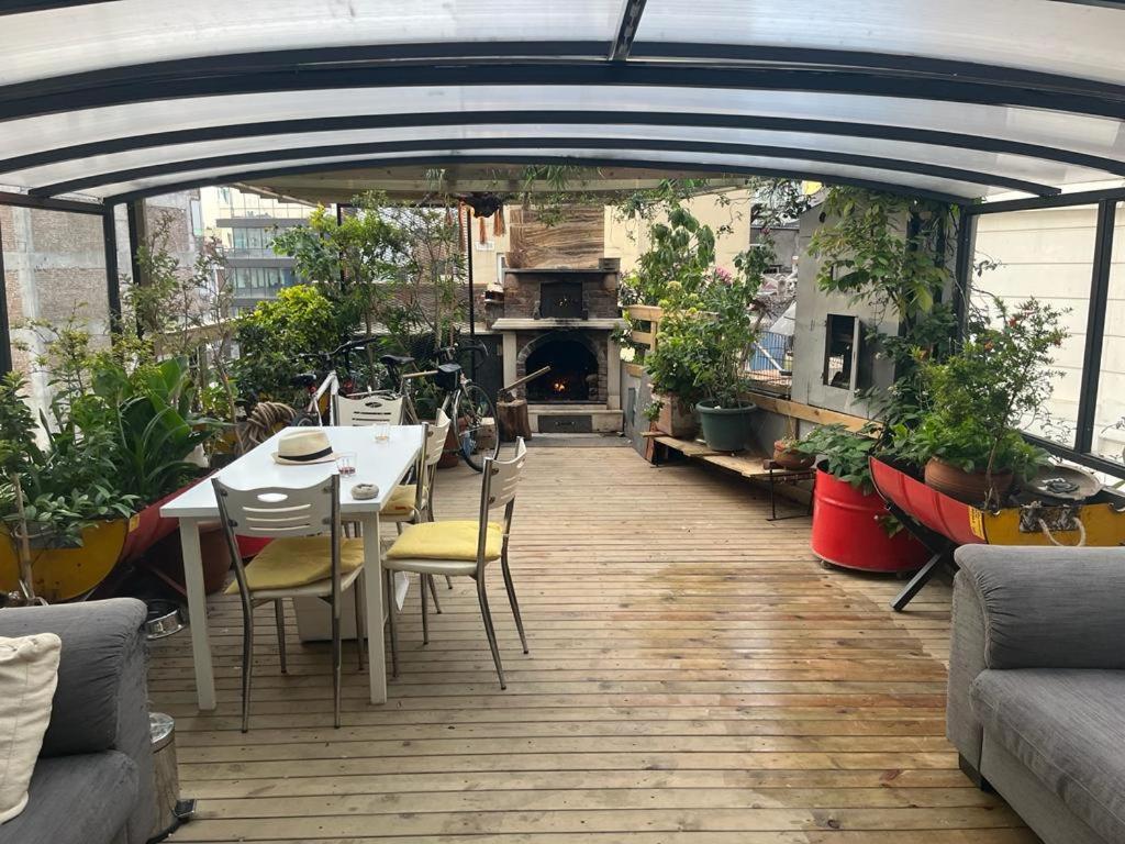 Central Apartment Kadikoy Terrace Bbq Close 2 Block Ferry Bull Metro Nighlife Stambuł Zewnętrze zdjęcie